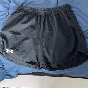 Black Under Armour shorts